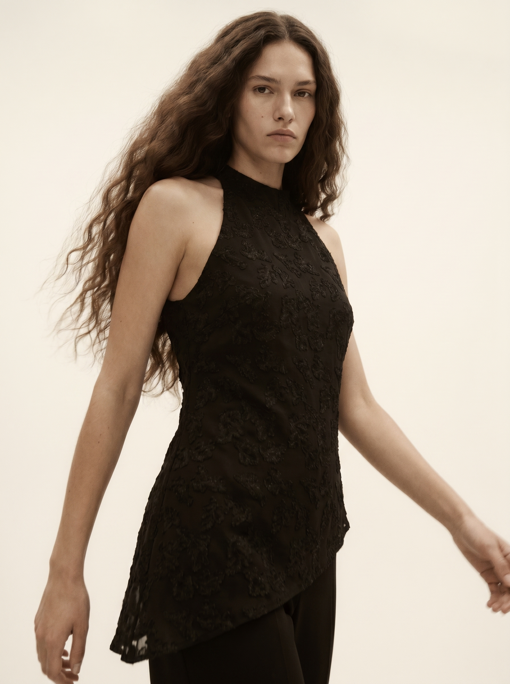 Blusa Devôre Assimétrica
